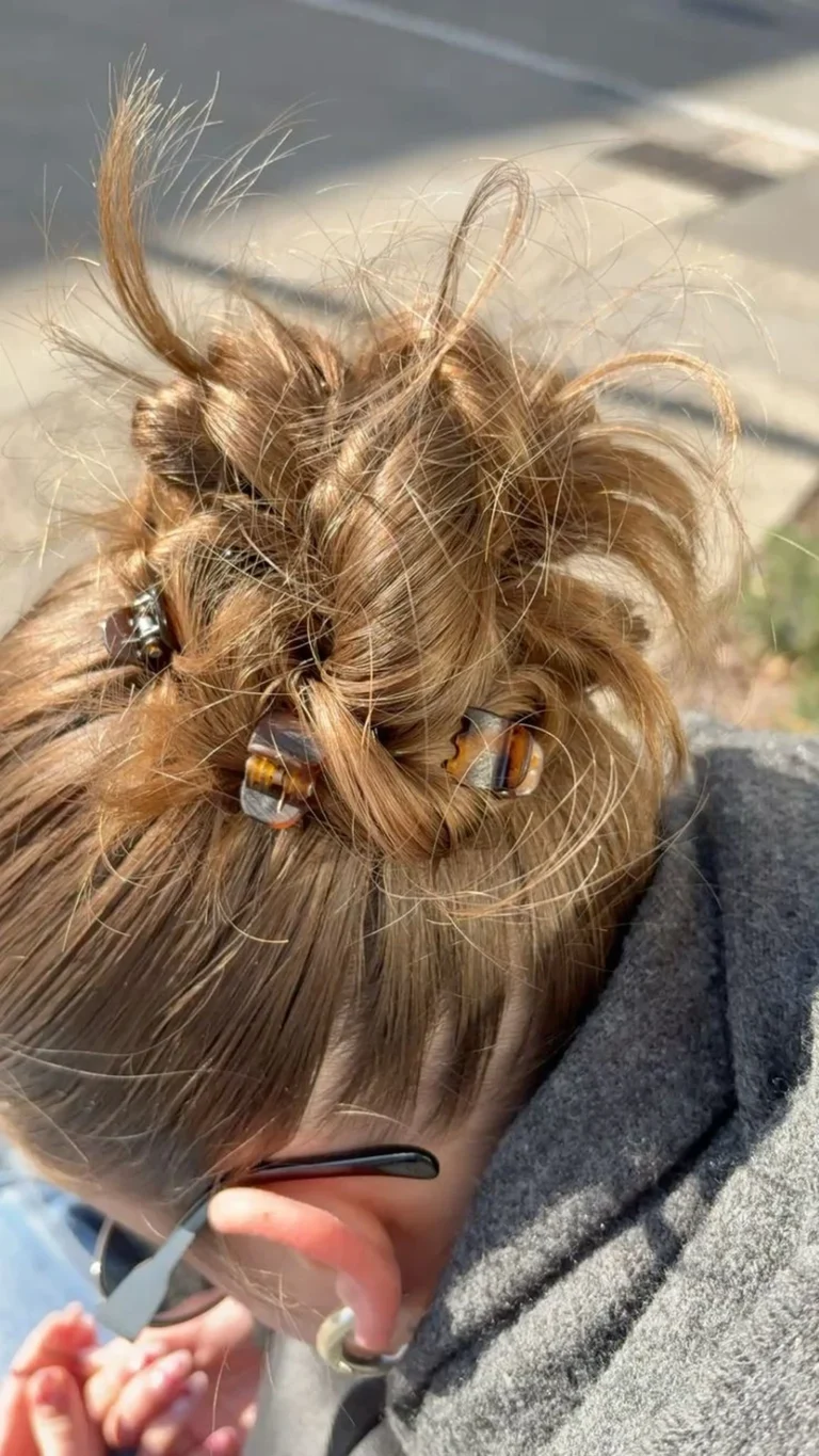 messy claw clip hairstyles 1