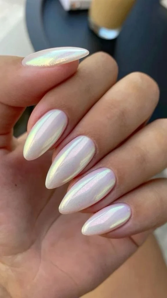 Chic 5+ White Chrome Nails That Look Like Liquid Metal